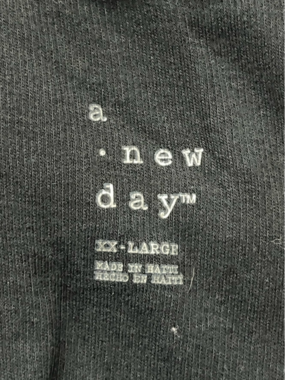 A New Day Black Ribbed Scoop Neck Ringer Tank Top - Picture 4 of 5